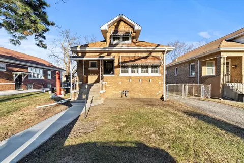 2017 S 5th Ave, Maywood, IL 60153