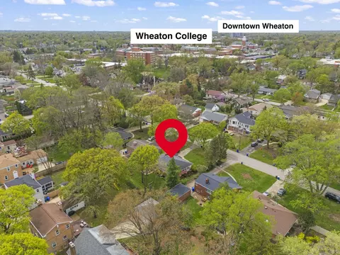 807 Webster Ave, Wheaton, IL 60187 photo 2
