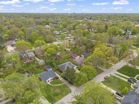 807 Webster Ave, Wheaton, IL 60187 photo 25