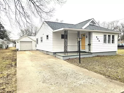 604 6th Ave, Rock Falls, IL 61071