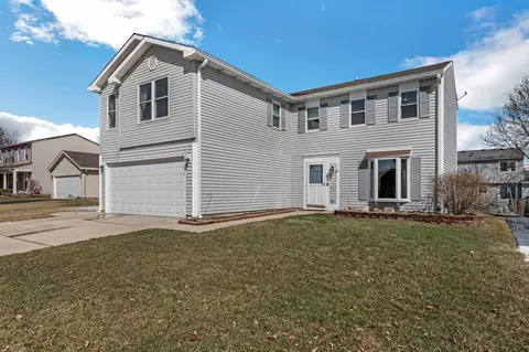 843 Kansas St, Carol Stream, IL 60188