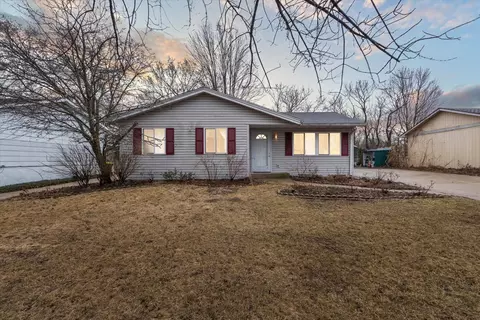 4217 Oconnell St, Rockford, IL 61109