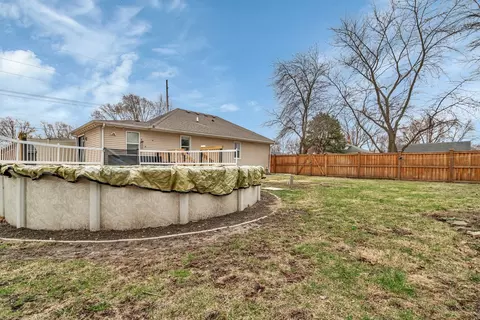 Exterior - 760 2nd Ave, Morris, IL 60450 photo 9 of 12