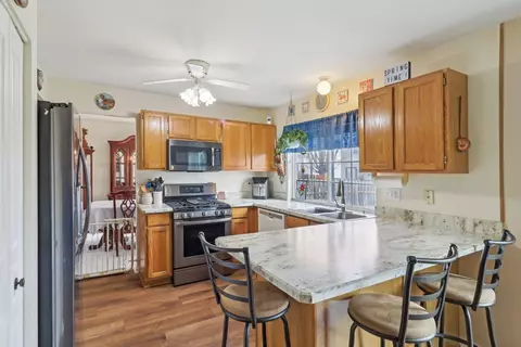 473 Snow Drift Cir, Bartlett, IL 60103 photo 8
