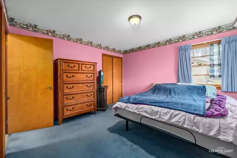 Bedroom - 212 Maureen Dr, Elgin, IL 60123 photo 3 of 3