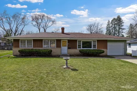 212 Maureen Dr, Elgin, IL 60123