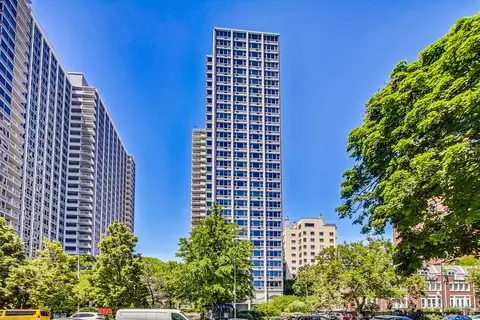 4250 N Marine Dr #2108, Chicago, IL 60613