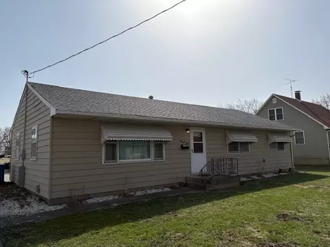 223 N Walnut St, Milford, IL 60953