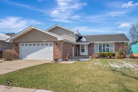 17818 65th Ct, Tinley Park, IL 60477