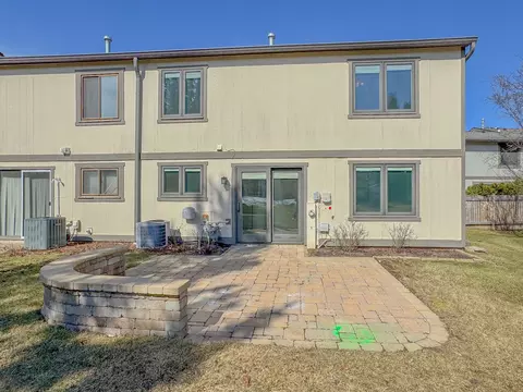Exterior - 127 Honeysuckle Ct, Rolling Meadows, IL 60008 photo 3 of 8