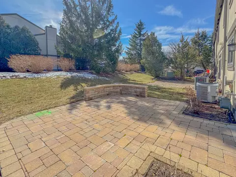 Exterior - 127 Honeysuckle Ct, Rolling Meadows, IL 60008 photo 4 of 8