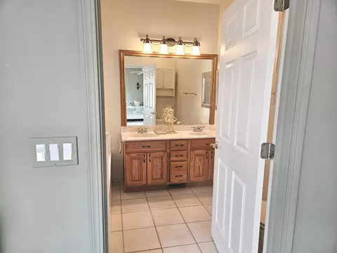 Bath - 21453 W Juniper Ct, Plainfield, IL 60544 photo 1 of 4