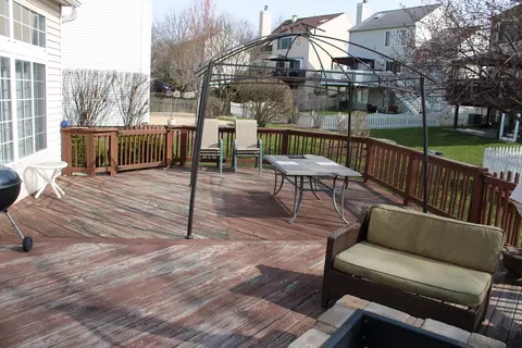 Exterior - Undisclosed, Bartlett, IL 60103 photo 3 of 3