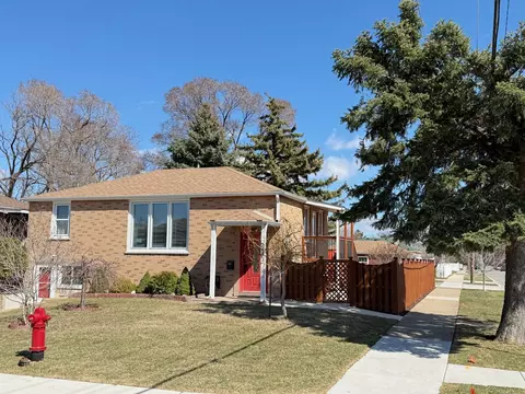 4629 Wesley Ter, Schiller Park, IL 60176