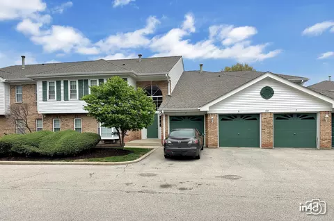183 W Brandon Ct #C, Palatine, IL 60067