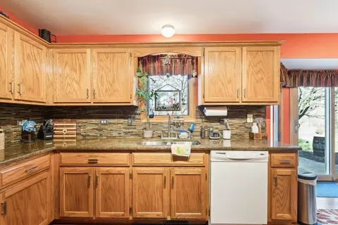231 Central Rd, New Lenox, IL 60451 photo 12