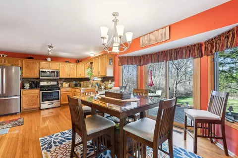 231 Central Rd, New Lenox, IL 60451 photo 9