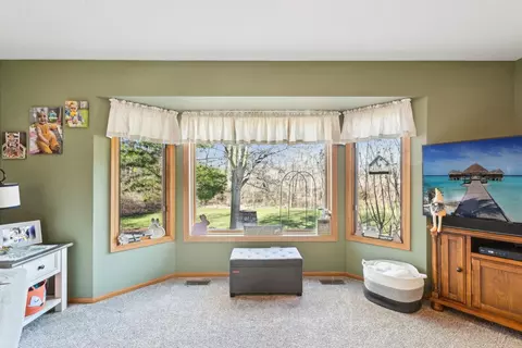 231 Central Rd, New Lenox, IL 60451 photo 4
