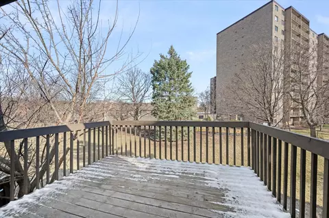 Exterior - 46 Portwine Rd, Willowbrook, IL 60527 photo 3 of 4