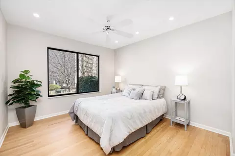 Bedroom - 46 Portwine Rd, Willowbrook, IL 60527 photo 2 of 3