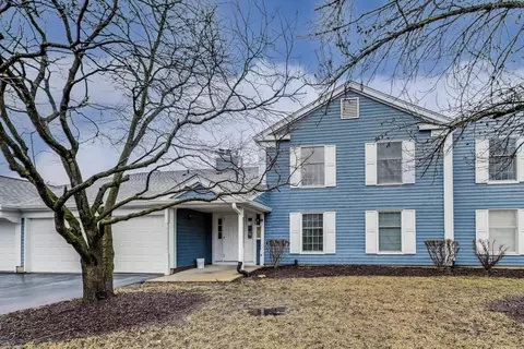 2148 Sunderland Ct #202B, Naperville, IL 60565