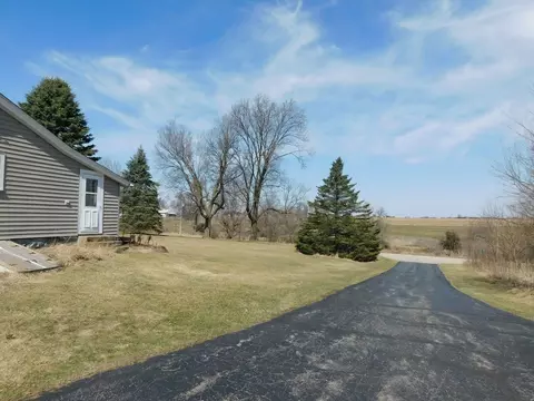 2391 E Montague Rd, Byron, IL 61010 photo 21