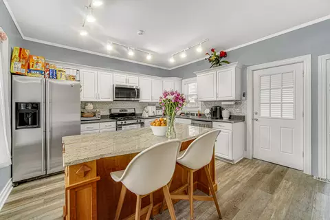 Kitchen - 173 Orchard St, Elgin, IL 60123 photo 1 of 3