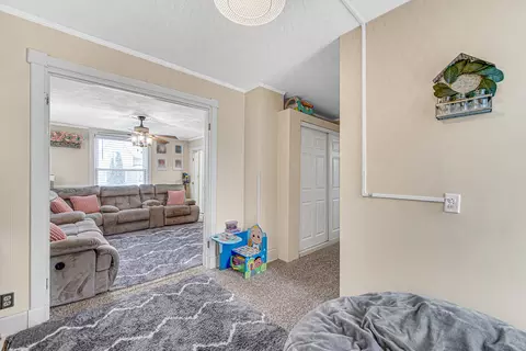 Entry Way - 173 Orchard St, Elgin, IL 60123 photo 1 of 1