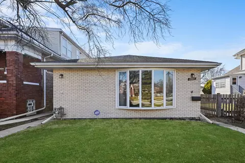 3206 Park Ave, Brookfield, IL 60513