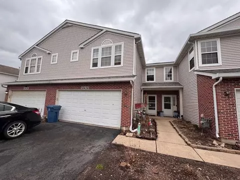16436 Club Ct, Crest Hill, IL 60403