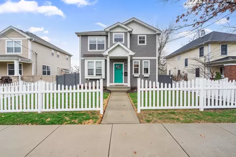 11 E Custer St, Lemont, IL 60439