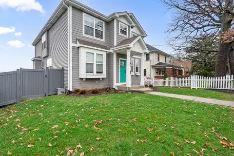 Exterior - 11 E Custer St, Lemont, IL 60439 photo 13 of 16