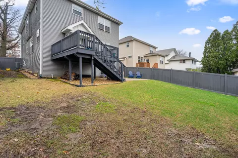Exterior - 11 E Custer St, Lemont, IL 60439 photo 8 of 16