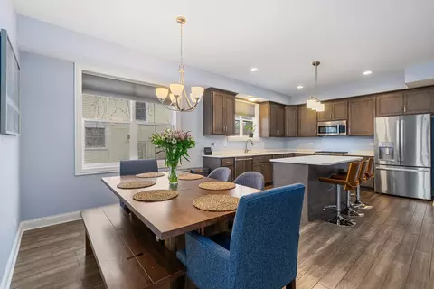 Dining - 11 E Custer St, Lemont, IL 60439 photo 1 of 2