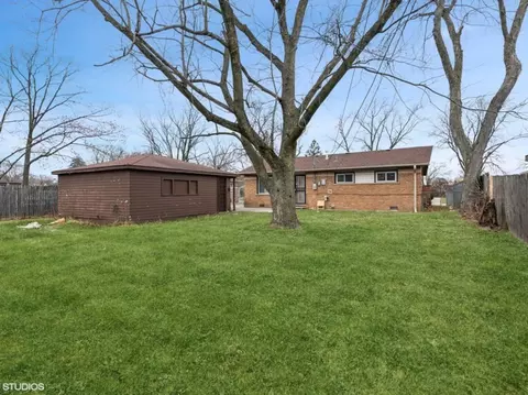 Exterior - 3025 Nottingham Ave, Markham, IL 60428 photo 5 of 6