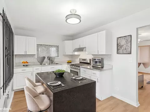 Kitchen - 3025 Nottingham Ave, Markham, IL 60428 photo 1 of 4