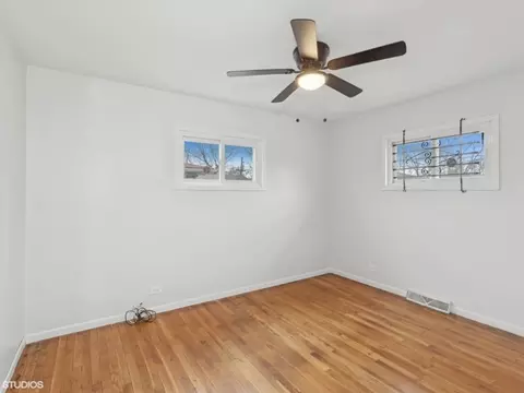 Bedroom - 3025 Nottingham Ave, Markham, IL 60428 photo 3 of 4