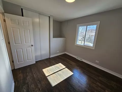 Bedroom - 4010 Hudson Dr, Hoffman Estates, IL 60192 photo 2 of 2