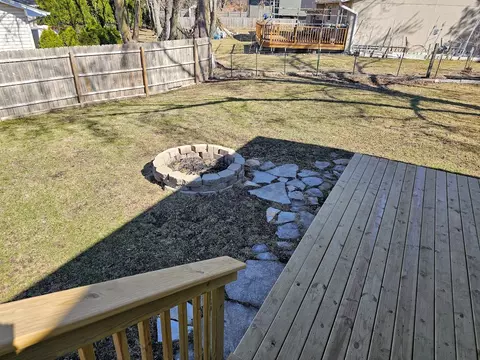 Exterior - 4010 Hudson Dr, Hoffman Estates, IL 60192 photo 2 of 4