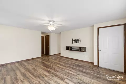 1459 E Broadway St, Bradley, IL 60915 photo 5