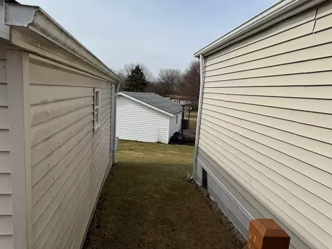 Exterior - 652 Mohawk Trl, Marengo, IL 60152 photo 1 of 1