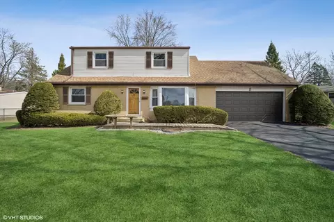 1 Mohawk Ct, Buffalo Grove, IL 60089