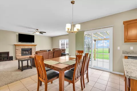 3407 Weeping Cherry Ct, Champaign, IL 61822 photo 12