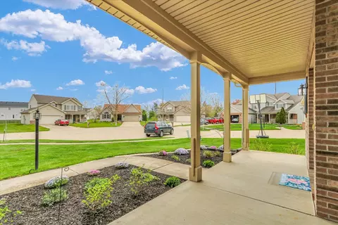3407 Weeping Cherry Ct, Champaign, IL 61822 photo 4