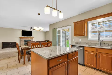 3407 Weeping Cherry Ct, Champaign, IL 61822 photo 14
