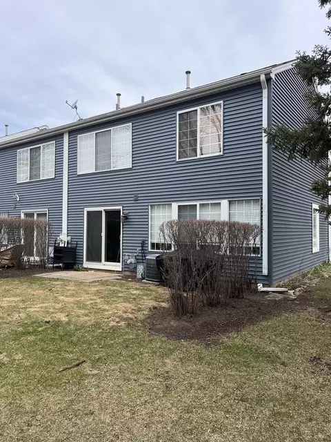 Exterior - 1265 Silk Oak Ln, Bartlett, IL 60103 photo 3 of 3