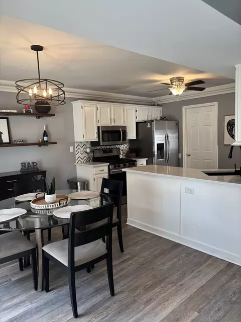 Kitchen - 1265 Silk Oak Ln, Bartlett, IL 60103 photo 3 of 3
