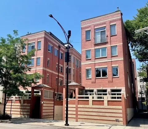1430 N La Salle St #D1, Chicago, IL 60610