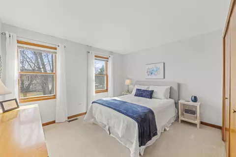 Bedroom - 1239 Windemere Ave, Naperville, IL 60564 photo 3 of 3