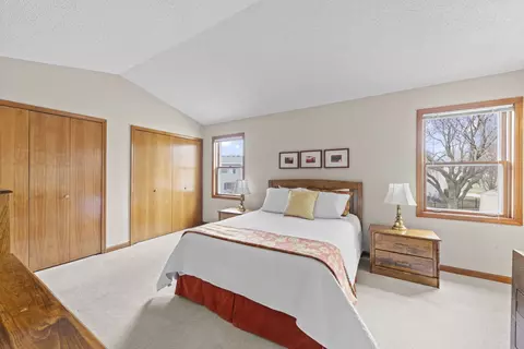 Bedroom - 1239 Windemere Ave, Naperville, IL 60564 photo 1 of 3